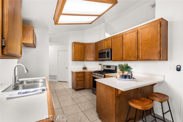 24620 Mantee Place, Moreno Valley CA: https://media.crmls.org/medias/d77d15f5-6e78-4a6a-b152-cdeec62c9e50.jpg