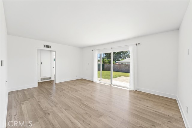 Detail Gallery Image 10 of 41 For 720 Toluca, Pomona,  CA 91767 - 3 Beds | 1/1 Baths