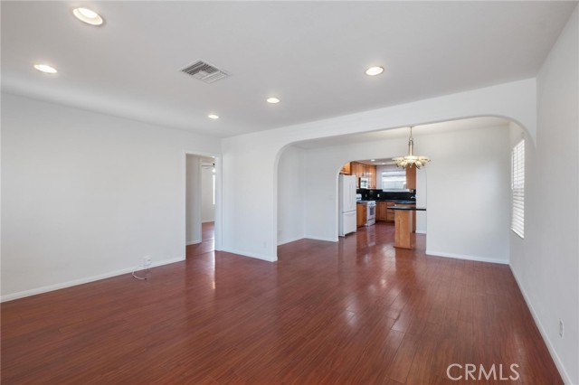 Detail Gallery Image 6 of 49 For 14751 Sutro Ave, Gardena,  CA 90249 - 3 Beds | 2 Baths