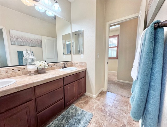 Detail Gallery Image 23 of 38 For 1443 Lily Ln, Turlock,  CA 95382 - 3 Beds | 2/1 Baths