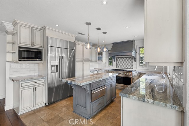 Detail Gallery Image 17 of 41 For 29665 Meadowmist, Agoura Hills,  CA 91301 - 5 Beds | 5 Baths