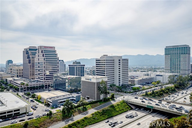 Detail Gallery Image 34 of 65 For 222 Monterey Rd #1603,  Glendale,  CA 91206 - 2 Beds | 2 Baths