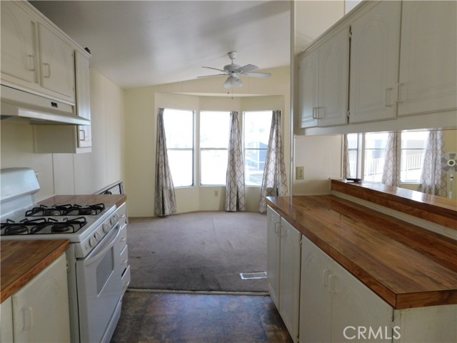 Detail Gallery Image 19 of 56 For 2200 W Wilson #82,  Banning,  CA 92220 - 3 Beds | 2 Baths