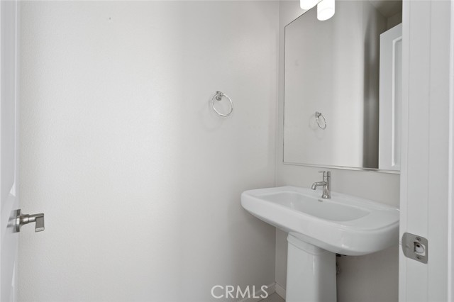 Detail Gallery Image 24 of 56 For 1807 Coastal Way, Costa Mesa,  CA 92627 - 2 Beds | 2/2 Baths