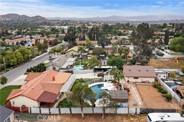 16221 King AV, Riverside, CA 92504 thumbnail