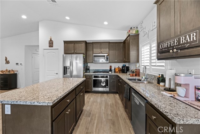 34289 Solstice Street, Winchester CA: https://media.crmls.org/medias/d782b4d6-aa63-4237-b7a9-2a947ad59810.jpg