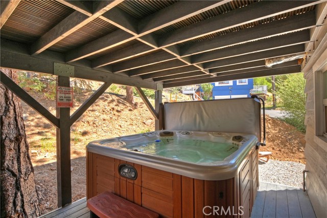 Detail Gallery Image 37 of 41 For 801 Cameron Dr, Big Bear Lake,  CA 92315 - 3 Beds | 2 Baths