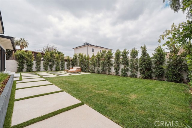 14126 Runnymede Street, Van Nuys CA: https://media.crmls.org/medias/d7845205-3de9-40a7-83d5-9702850ccf58.jpg
