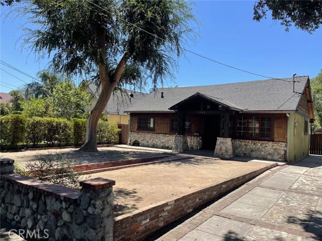 1961 Navarro Avenue, Pasadena CA: https://media.crmls.org/medias/d7849009-9c15-4596-937c-46dbac842975.jpg