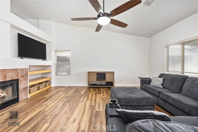 Detail Gallery Image 8 of 39 For 9801 Marby Grange, Bakersfield,  CA 93312 - 4 Beds | 2 Baths