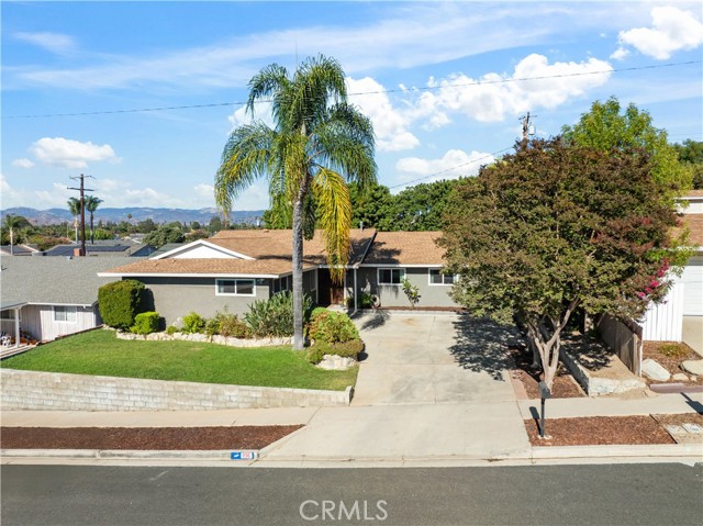 896 Moffatt Circle, Simi Valley CA: https://media.crmls.org/medias/d78552ac-1bab-4bab-9bc7-a04a4fbbb38d.jpg