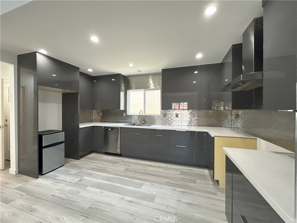 MLS #SR25255314 image #10