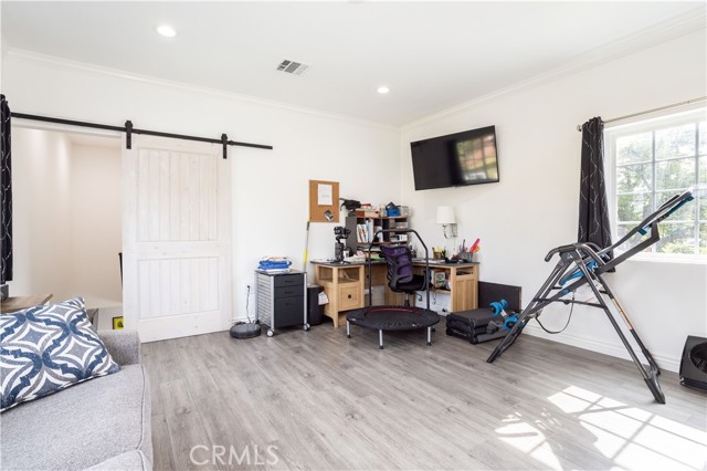 7744 Rhea Avenue, Reseda CA: https://media.crmls.org/medias/d7857d5b-3d04-41fb-b2d0-5624bdebf327.jpg
