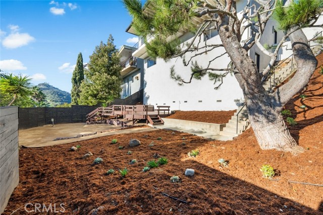 Detail Gallery Image 71 of 75 For 7426 Mulholland Dr, Los Angeles,  CA 90046 - 2 Beds | 2 Baths