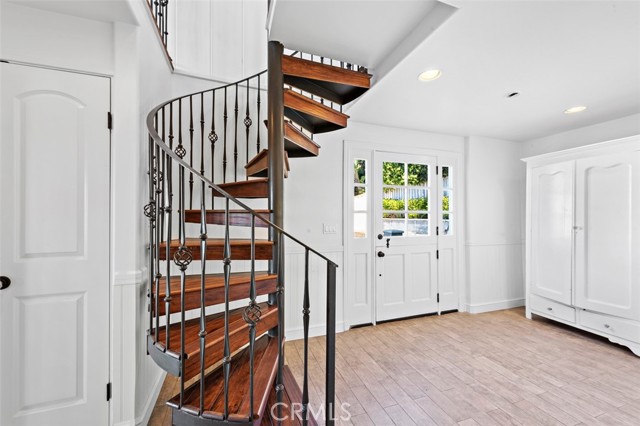2944 TERRY Road, Laguna Beach CA: https://media.crmls.org/medias/d786a0fd-2983-4e4b-8963-88344cebf21d.jpg