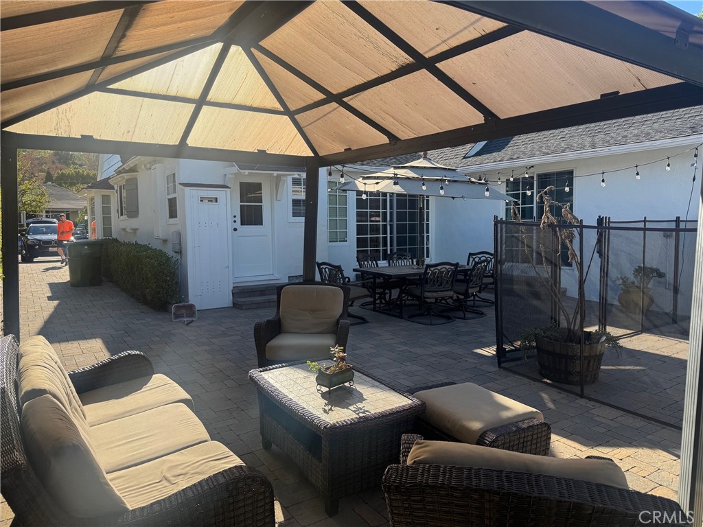 12921 Dickens StreetStudio City img 26