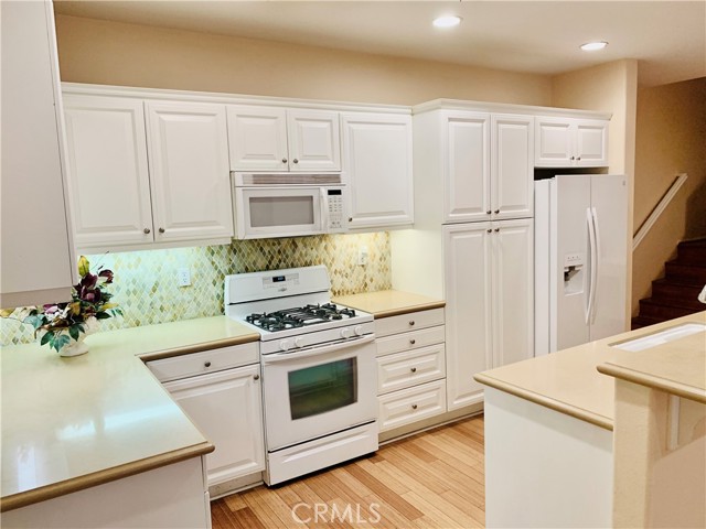 Detail Gallery Image 8 of 42 For 67 Reunion, Irvine,  CA 92603 - 3 Beds | 3 Baths