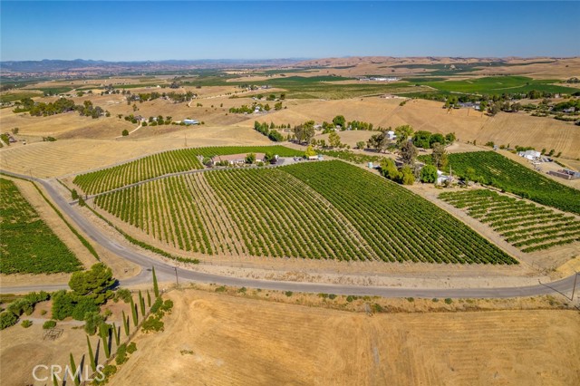 Detail Gallery Image 70 of 74 For 6172 Hawk Ridge Place, Paso Robles,  CA 93446 - 4 Beds | 3/1 Baths