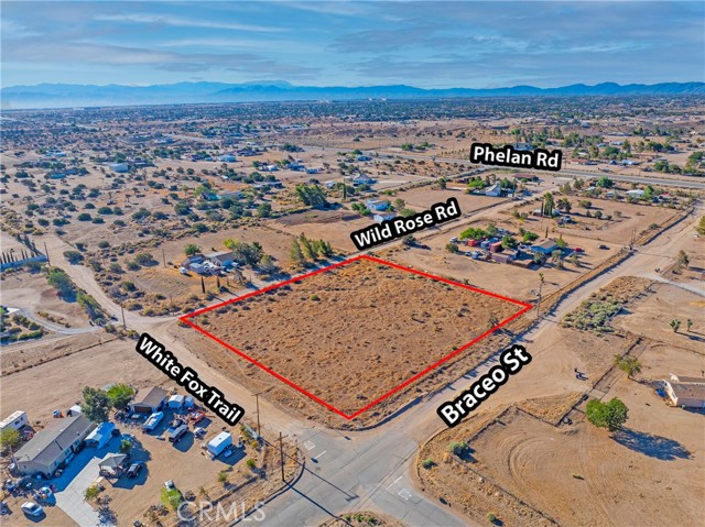 9875 Braceo Street, Oak Hills CA: https://media.crmls.org/medias/d78719c2-4572-4b52-9f49-7c43f2535f74.jpg