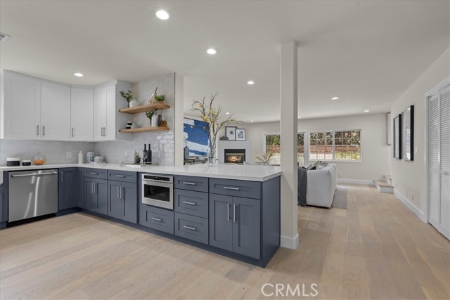 11927 Beatrice Street, Culver City CA: https://media.crmls.org/medias/d787295d-9143-483b-9bde-9c4c767b0903.jpg