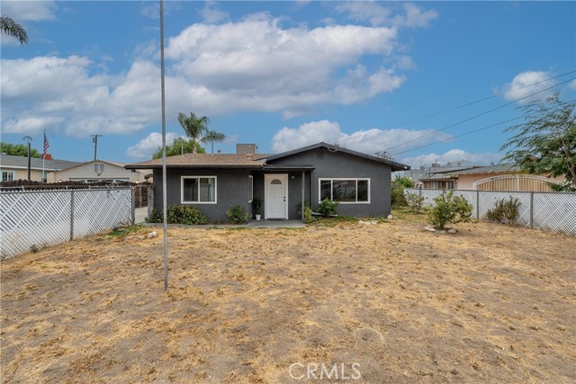 Detail Gallery Image 4 of 25 For 25481 6th St, San Bernardino,  CA 92410 - 2 Beds | 1 Baths