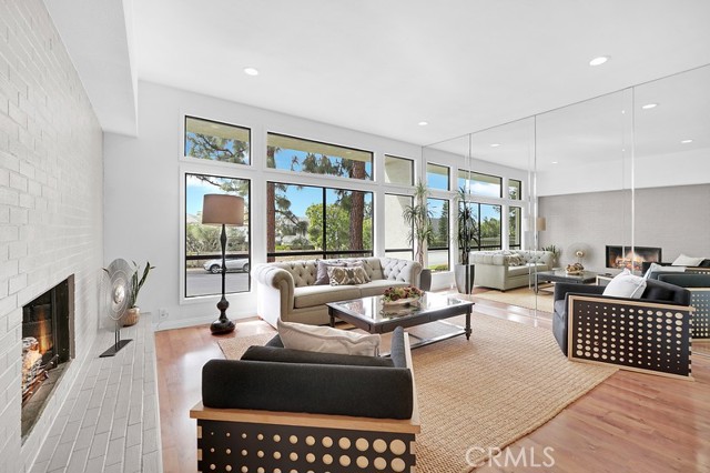 D787e4c0 769f 44da 9a5d Acd91fe0e03e