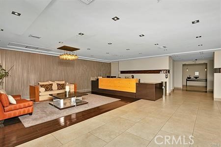 https://media.crmls.org/medias/d78812cf-a2fb-4857-bf78-9a6391250b74.jpg?preset=X-Large