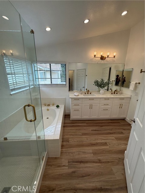 23317 Saticoy Street photo 17