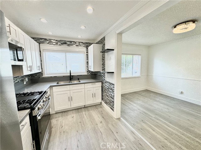3689 S Victoria Avenue, Los Angeles CA: https://media.crmls.org/medias/d78862e3-394e-4728-966c-564ff7d595ef.jpg