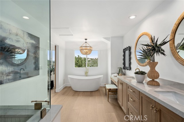 12402 Vista Panorama, North Tustin CA: https://media.crmls.org/medias/d78901ec-b22e-4723-9aad-f330e5c61f89.jpg