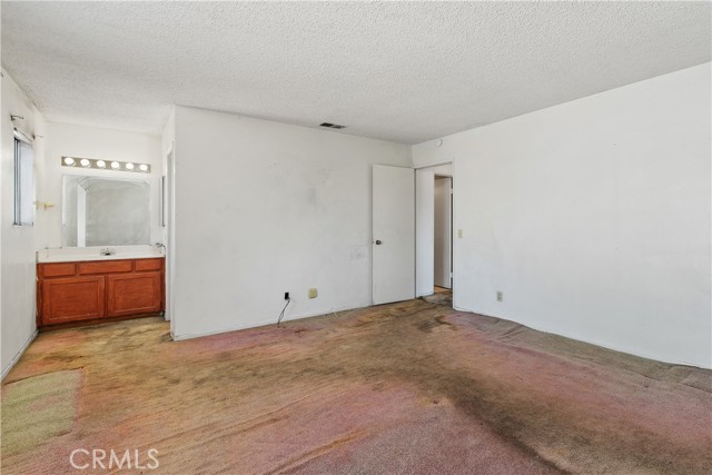 Detail Gallery Image 27 of 36 For 1197 E 9th St #4,  Pomona,  CA 91766 - 3 Beds | 2 Baths