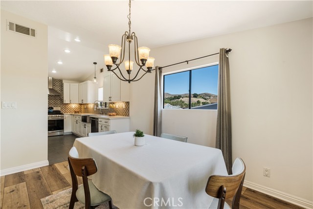 29123 Thousand Oaks Blvd, C photo 7