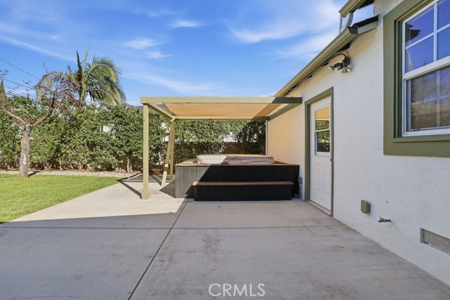 Detail Gallery Image 38 of 54 For 16937 Hartland, Lake Balboa,  CA 91406 - 2 Beds | 2 Baths