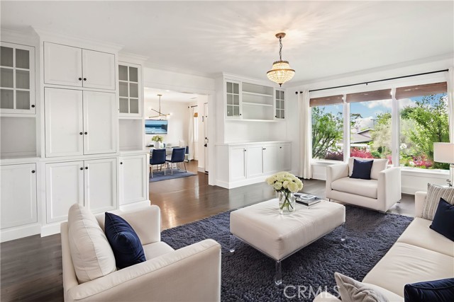 2124 Via Rivera, Palos Verdes Estates CA: https://media.crmls.org/medias/d78a90d9-a999-4558-92c1-da06533f7fcd.jpg