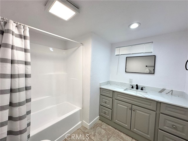 16018 Nordhoff Street, North Hills CA: https://media.crmls.org/medias/d78a9851-fa6f-409e-a2c5-419f8f49aac9.jpg