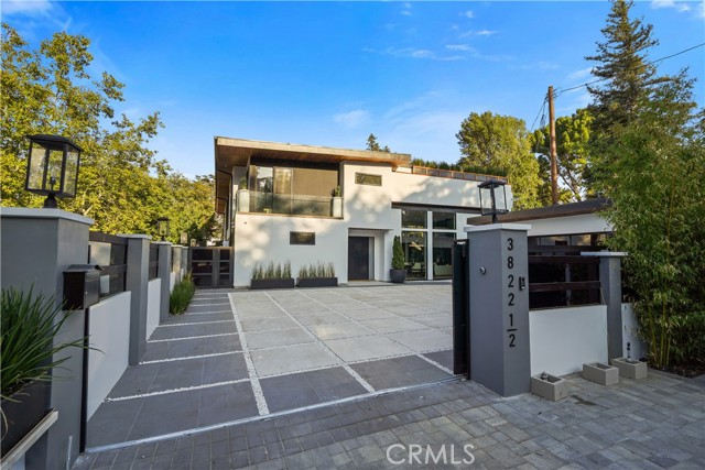 Detail Gallery Image 49 of 53 For 3822 1/2 Laurel Canyon Bld, Studio City,  CA 91604 - 6 Beds | 6 Baths