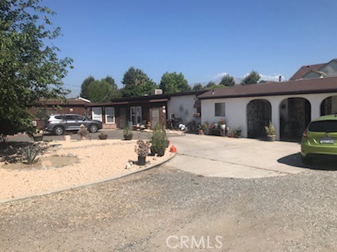 9267 Olive Street, Fontana, CA 92335
