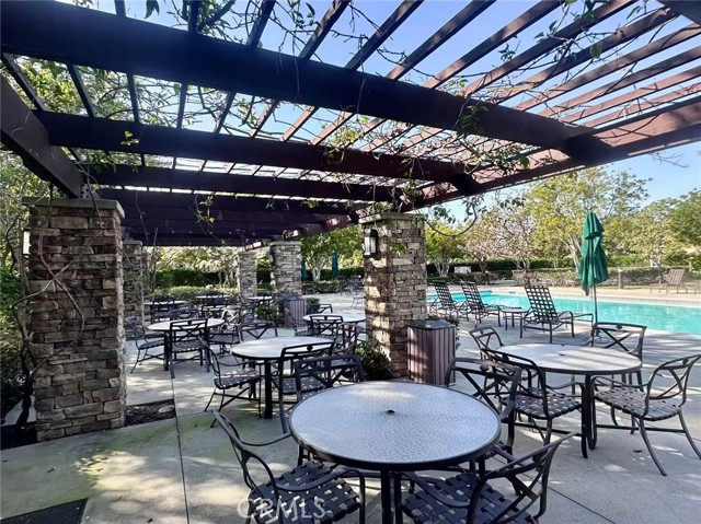 Detail Gallery Image 34 of 37 For 1320 Corte Alemano, Costa Mesa,  CA 92626 - 4 Beds | 2/1 Baths