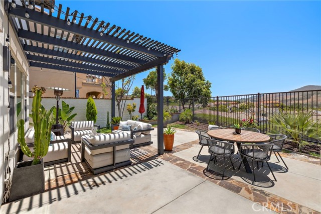 26 Cache Street, Rancho Mission Viejo CA: https://media.crmls.org/medias/d78b8447-b420-47f6-909b-bb9f1ed55431.jpg