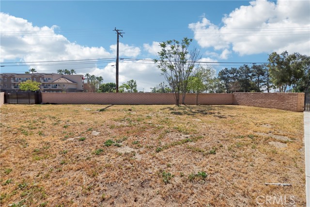 Detail Gallery Image 23 of 24 For 548 Bloomington Ave, Rialto,  CA 92376 - 4 Beds | 3 Baths