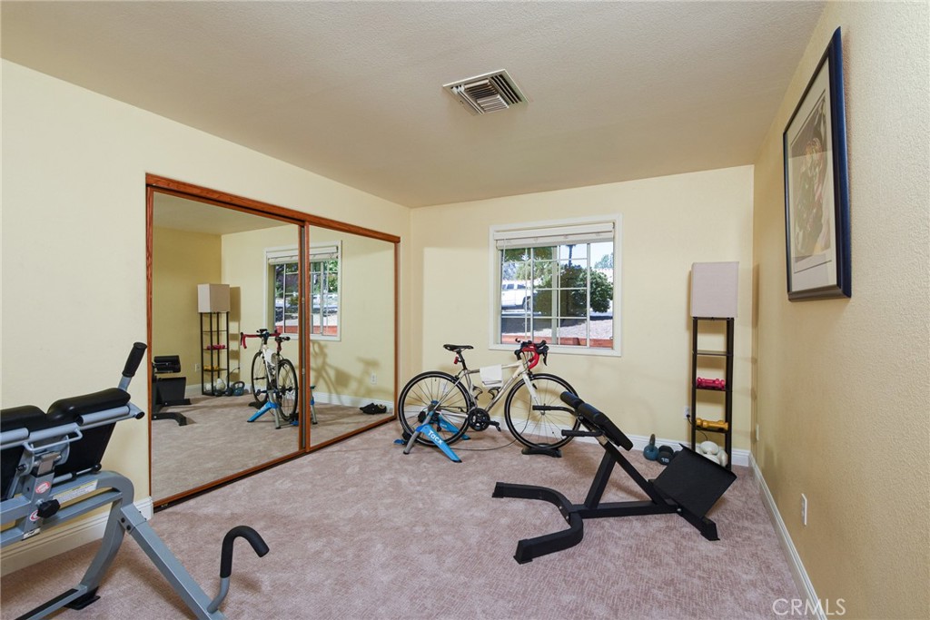 MLS #OC25098345 img 22