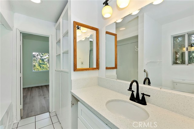 Detail Gallery Image 23 of 41 For 835 Lake Dr, Lake Arrowhead,  CA 92352 - 3 Beds | 2 Baths