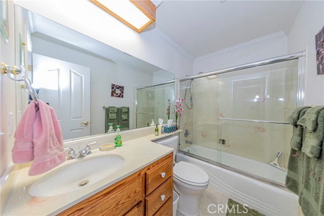53235 Finegold Creek Court, North Fork CA: https://media.crmls.org/medias/d78cfe17-ead8-42eb-bfbd-17d331c8bbc4.jpg