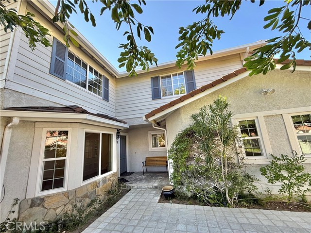 Detail Gallery Image 8 of 69 For 19624 Crystal Hills, Porter Ranch,  CA 91326 - 3 Beds | 3 Baths