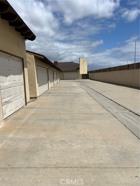 Detail Gallery Image 10 of 19 For 1111 S Coast Dr #18,  Costa Mesa,  CA 92626 - 2 Beds | 2 Baths