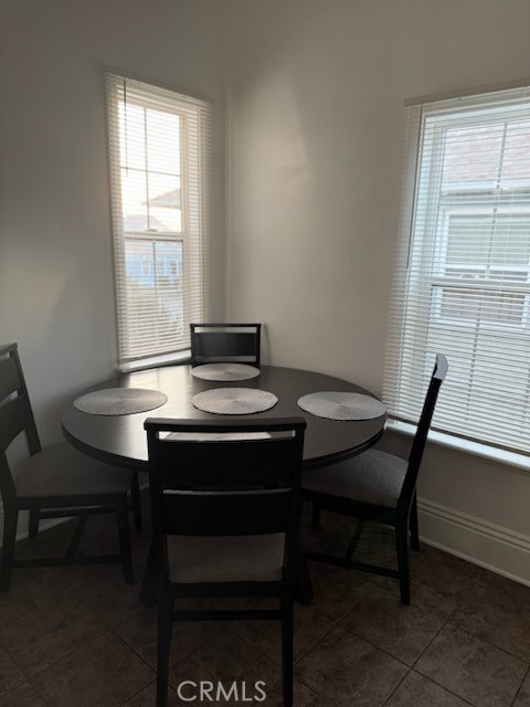 Detail Gallery Image 2 of 10 For 2536 Griffin, Los Angeles,  CA 90031 - 2 Beds | 1 Baths