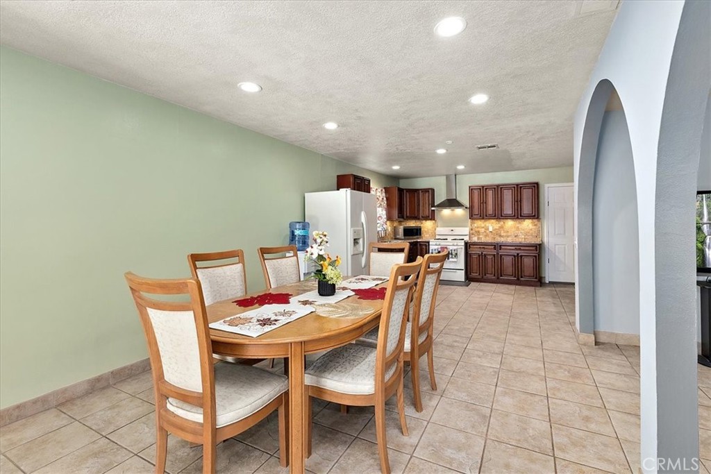 MLS #CV25245152 image #7