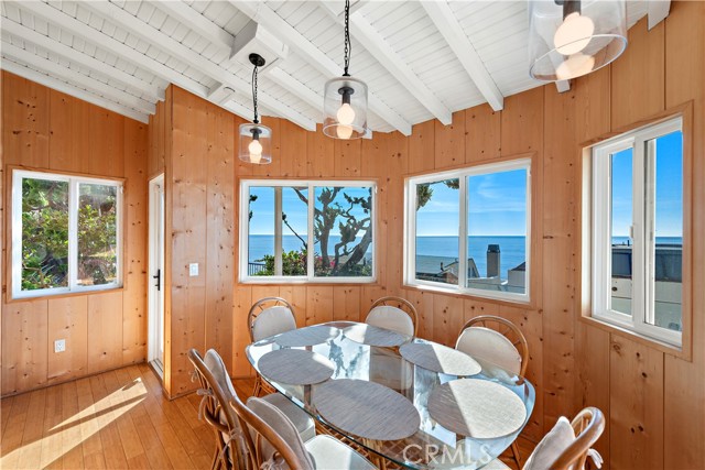 Detail Gallery Image 8 of 25 For 137 Cleo St, Laguna Beach,  CA 92651 - 4 Beds | 2/1 Baths