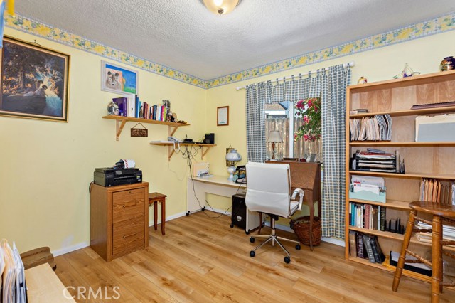 527 Blossom Lane, Redondo Beach, California 90278, 3 Bedrooms Bedrooms, ,1 BathroomBathrooms,Residential,Sold,Blossom Lane,OC22082269