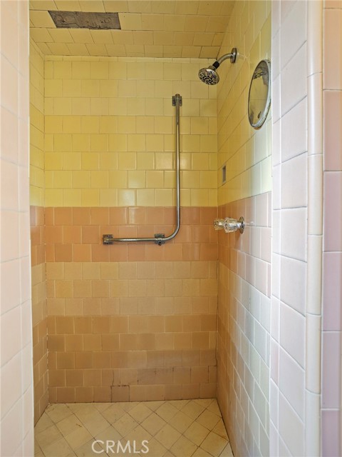 Detail Gallery Image 27 of 44 For 207 W Ash Ave, Burbank,  CA 91502 - 2 Beds | 1 Baths